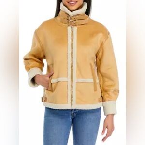 Moon River Light Tan Faux Shearling Jacket with Buckle Detail, sz M